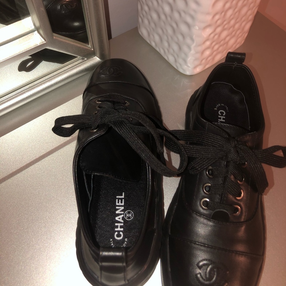 CHANEL shoes - Picture 3 of 7